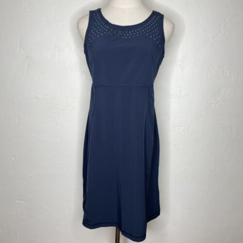 Title Nine women’s 2 navy blue laser cut sleeveless dress
